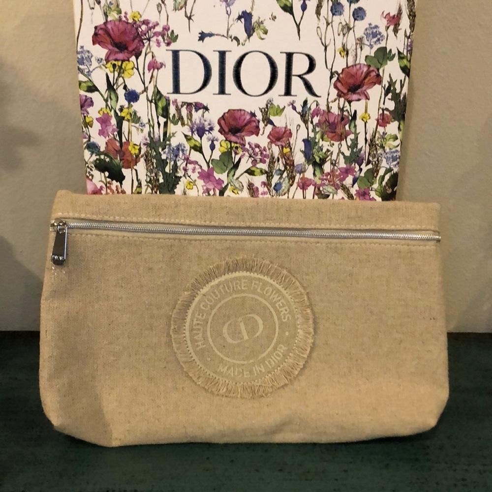 New Dior Makeup Bag in Linen/Cotton